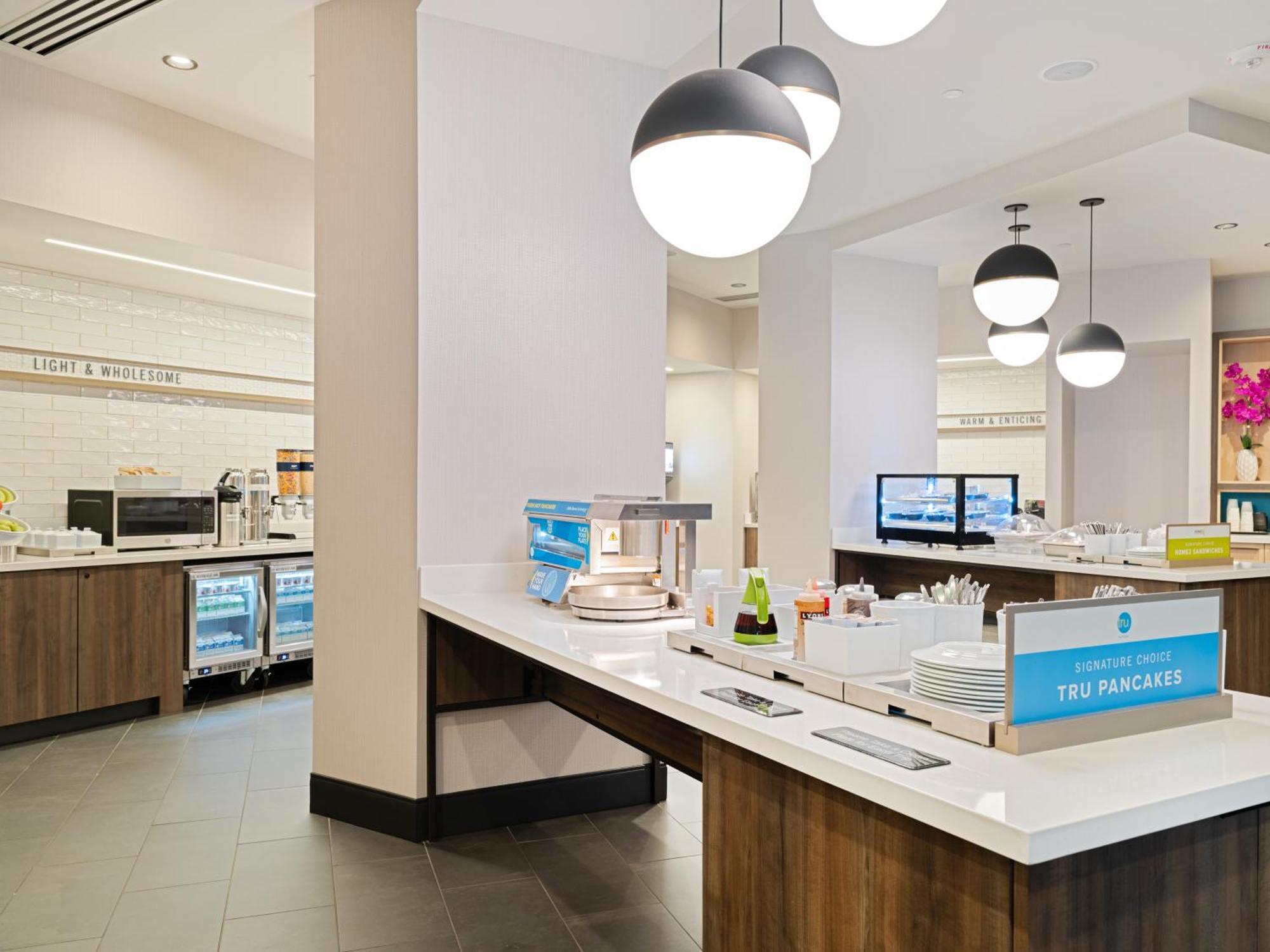 Tru By Hilton Atlanta Airport Hotel 3*